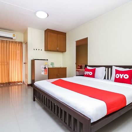 Отель Oyo 237 Thitikorn Grandview Ban Pak Khlong Si Экстерьер фото